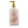 Thymes Goldleaf Gardenia Perfumed Body Wash 270ml/9.25oz 2 Thymes Goldleaf Gardenia Perfumed Body Wash 270ml/9.25oz -Demet Perfume Shop 22042255803